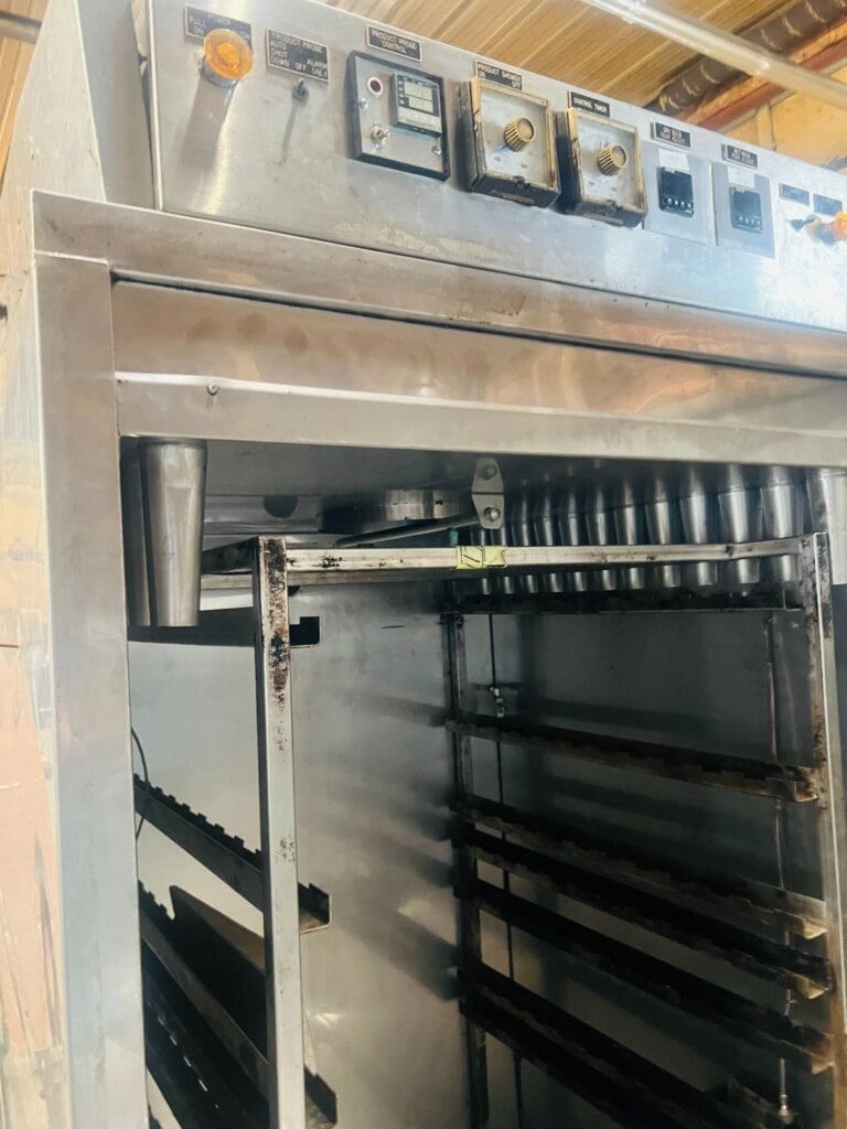 Enviro PAK CVU-380 3/4 Truck Smokehouse - view 3