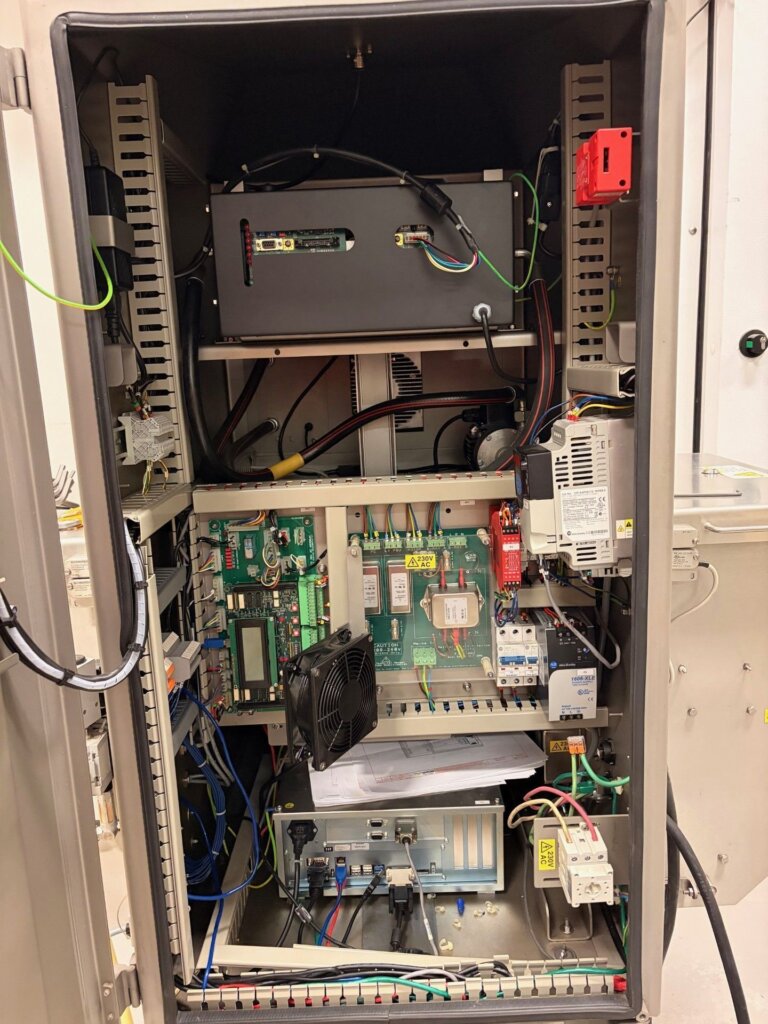 mt9