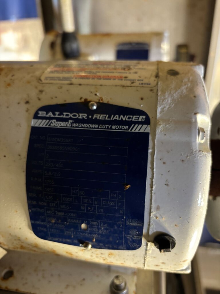 CD09295B-47A3-4792-B5DF-BC48FB38A57E_1_201_a