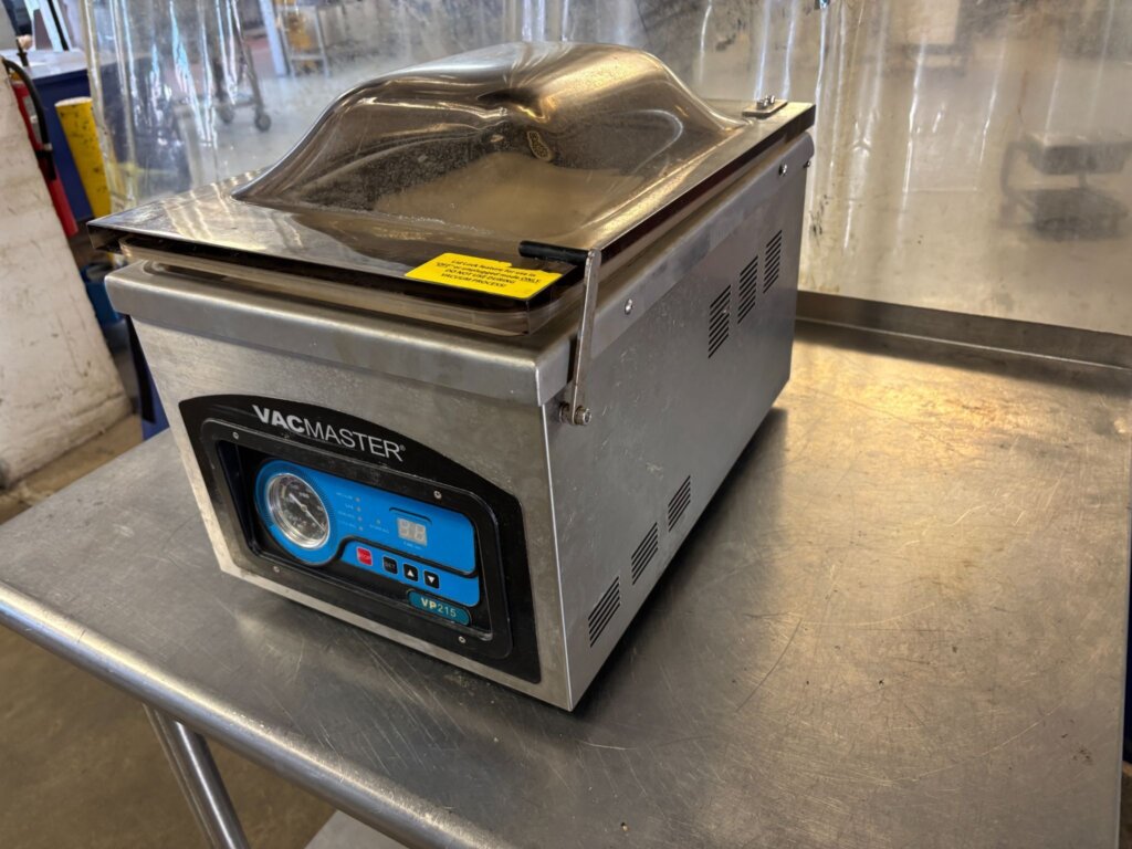 Vacmaster VP215 Chamber Vacuum Sealer - view 2