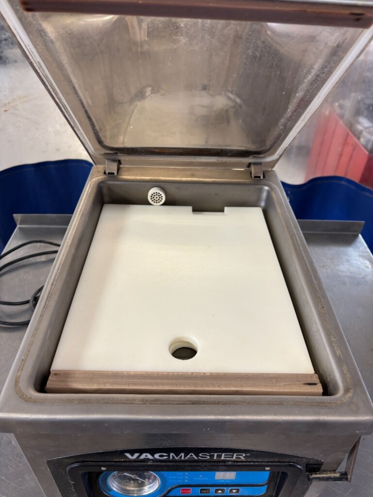 Vacmaster VP215 Chamber Vacuum Sealer - view 6