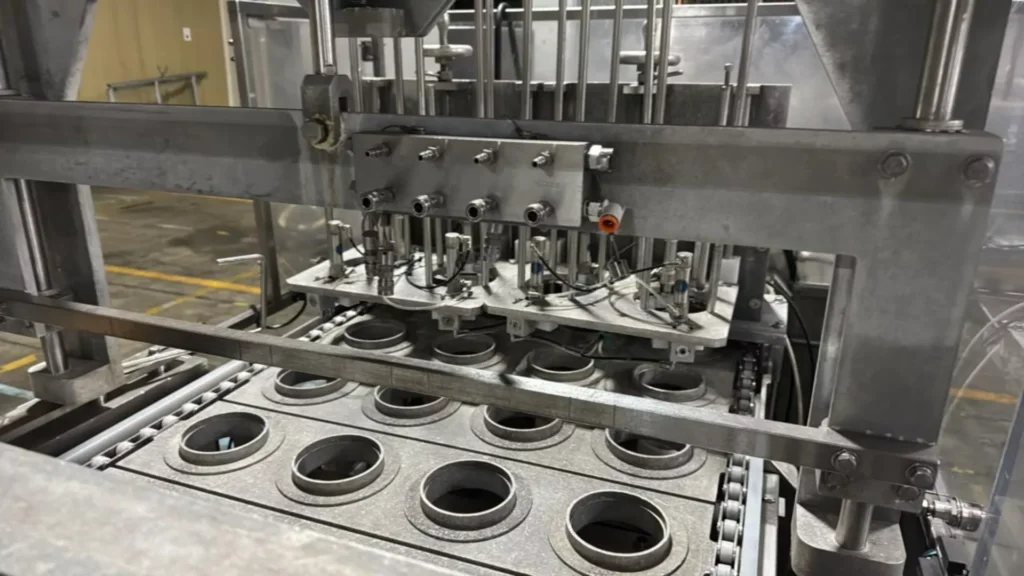 World CUP 4L-80 Filling Machine - view 9
