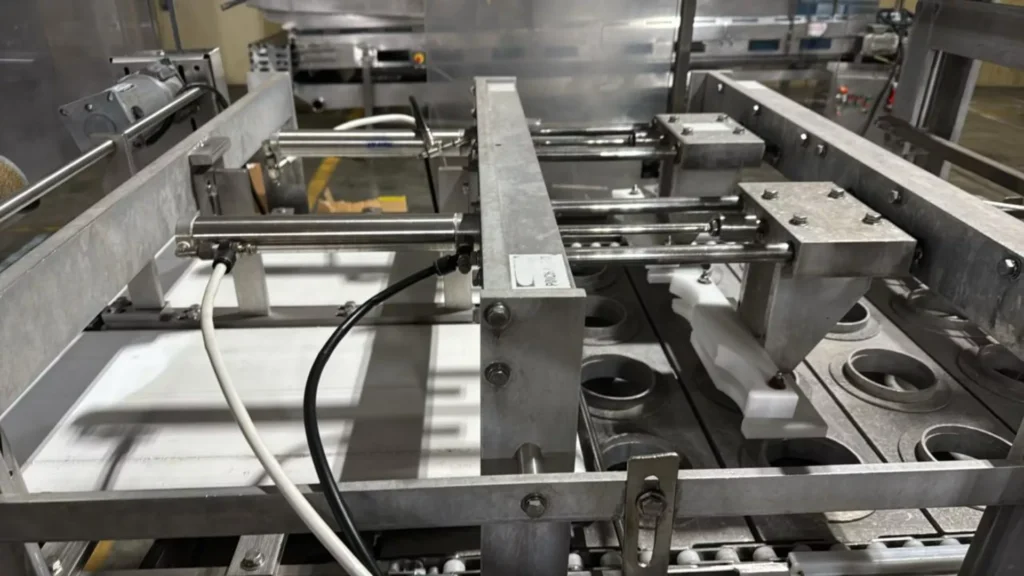 World CUP 4L-80 Filling Machine - view 8