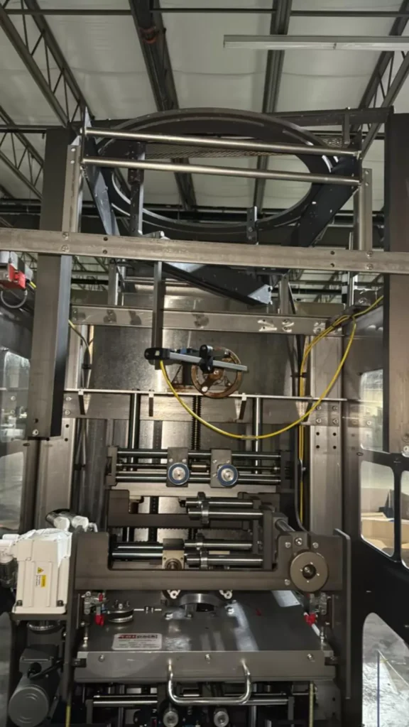 Tripack MSA405 Shrink Sleeve Labeling System - view 6