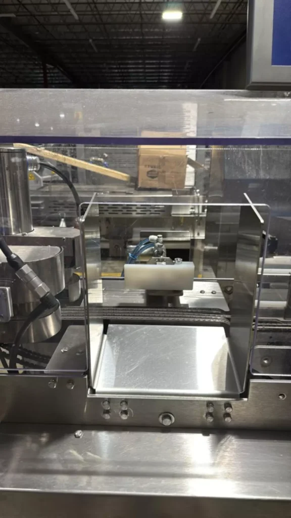 Mettler Toledo CM 6000 Hi-Speed Checkweigher - view 24