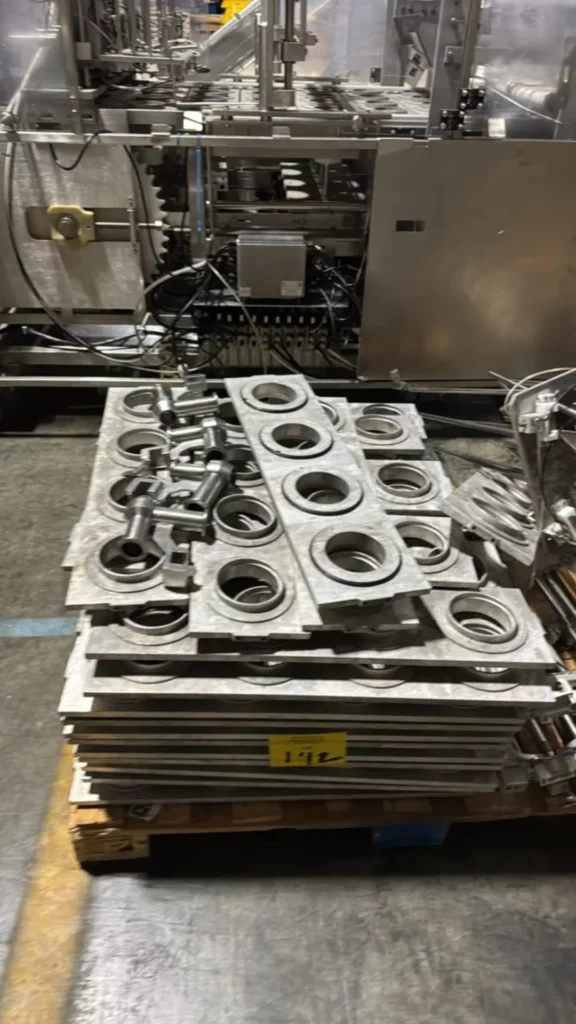 World CUP 4L-80 Filling Machine - view 32