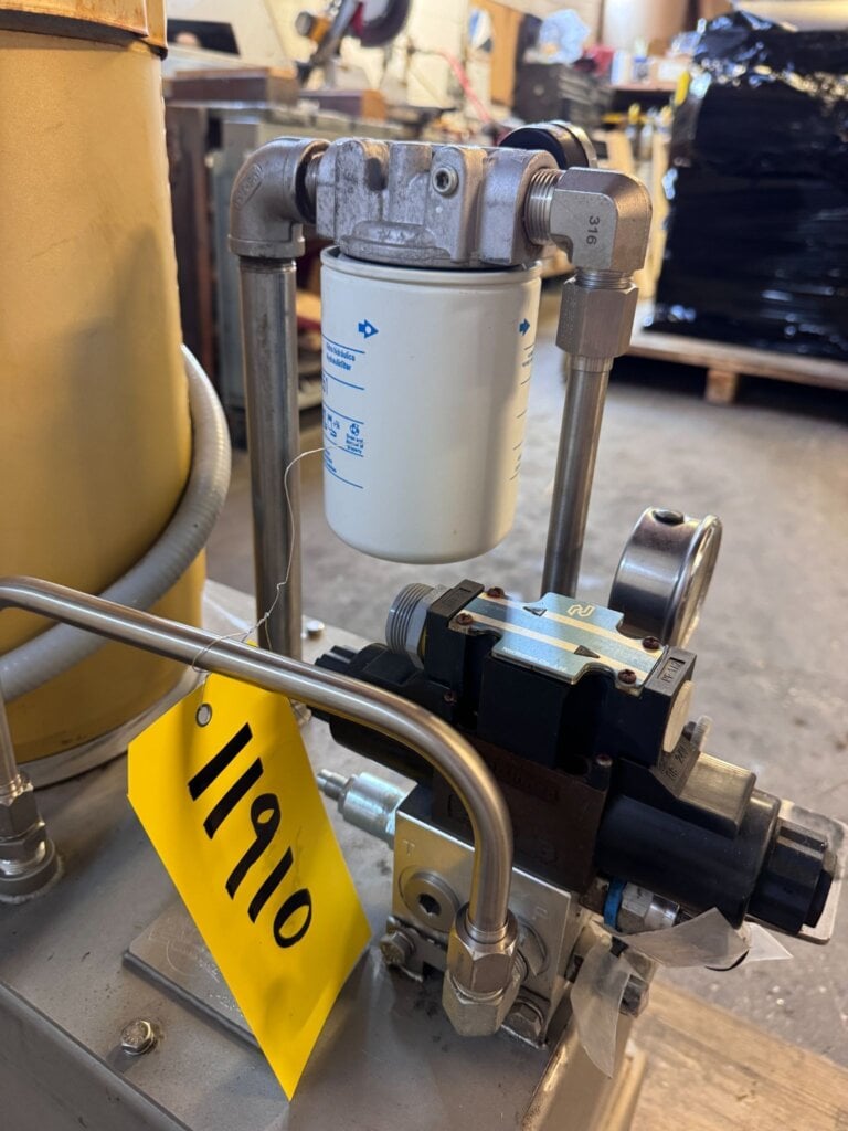Friesen's INC Hydraulic Power Pack - view 4