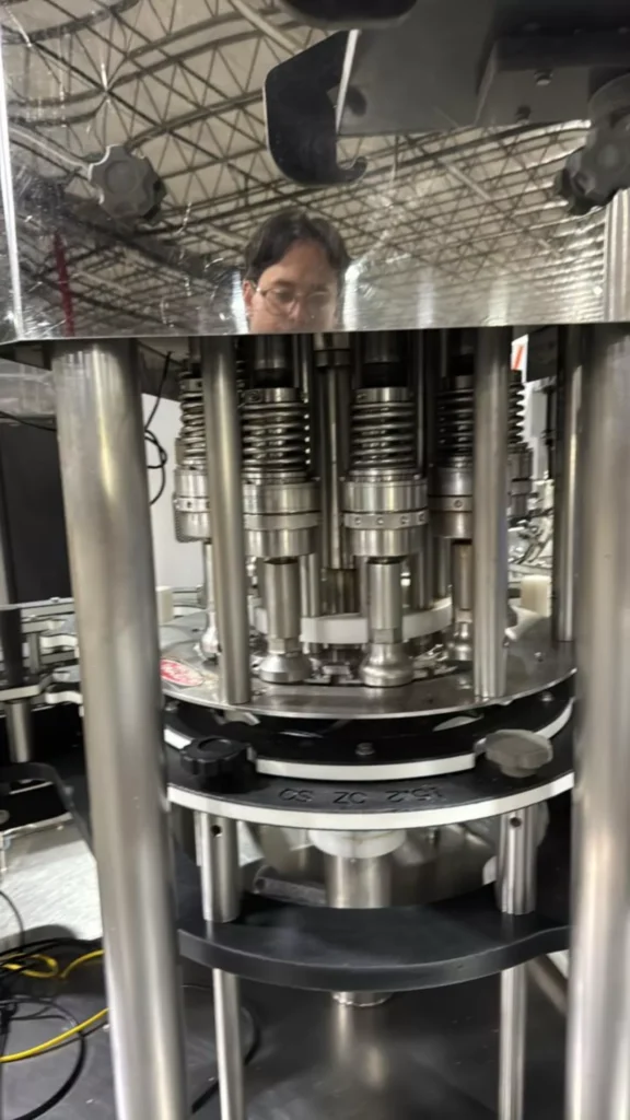 Filler Specialties Bottle Filling System - view 15