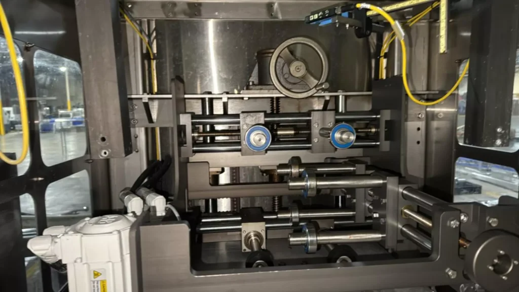 Tripack MSA405 Shrink Sleeve Labeling System - view 7
