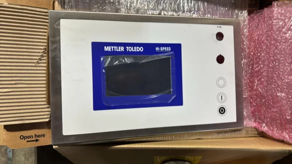 Mettler Toledo C3132 Hi-Speed Checkweigher - view 11