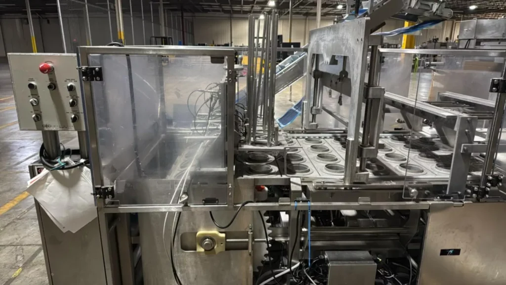 World CUP 4L-80 Filling Machine - view 15
