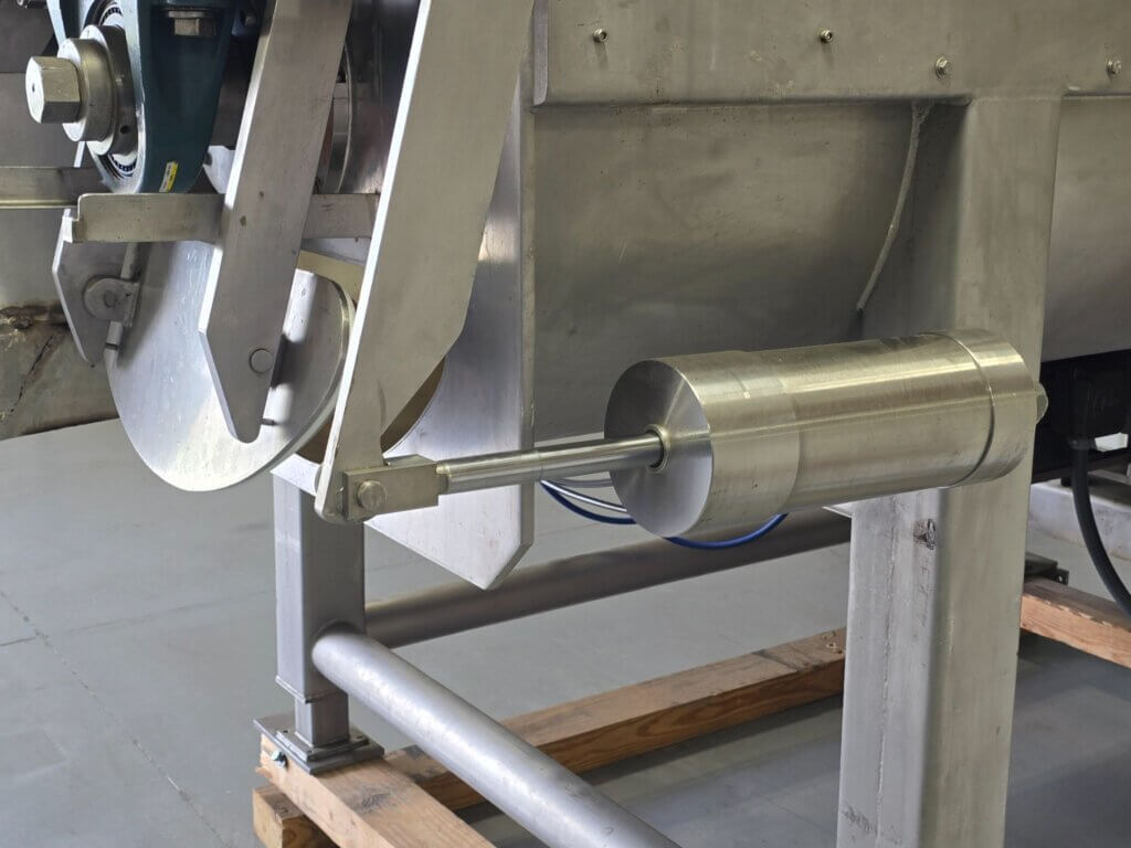 Reitz RS-28-K5408 Dual Shaft Ribbon Blender - view 3