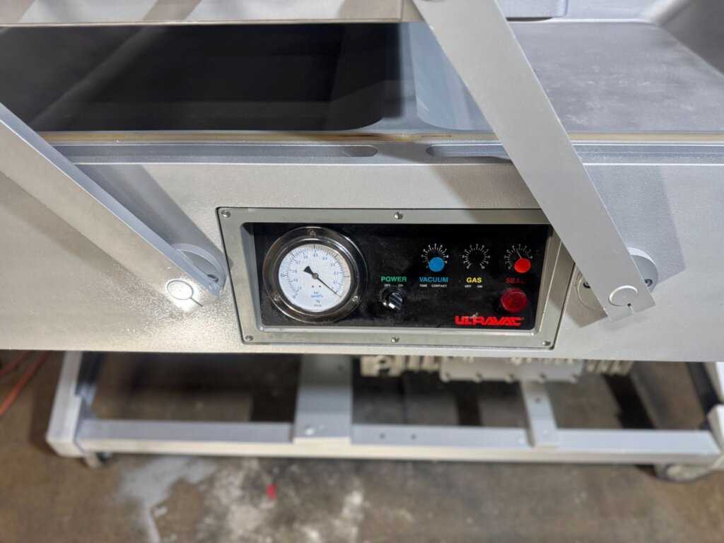 Ultravac 2100-A Double Chamber Packaging Machine - view 5