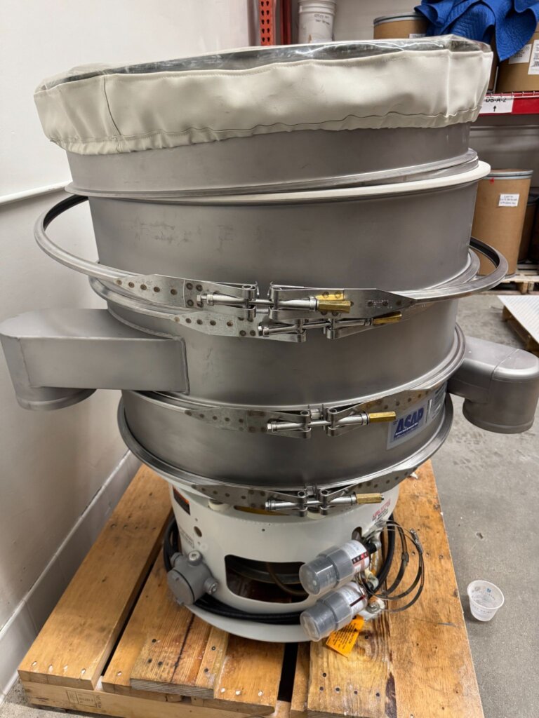 Sweco HX30 Vibratory Separator - view 2